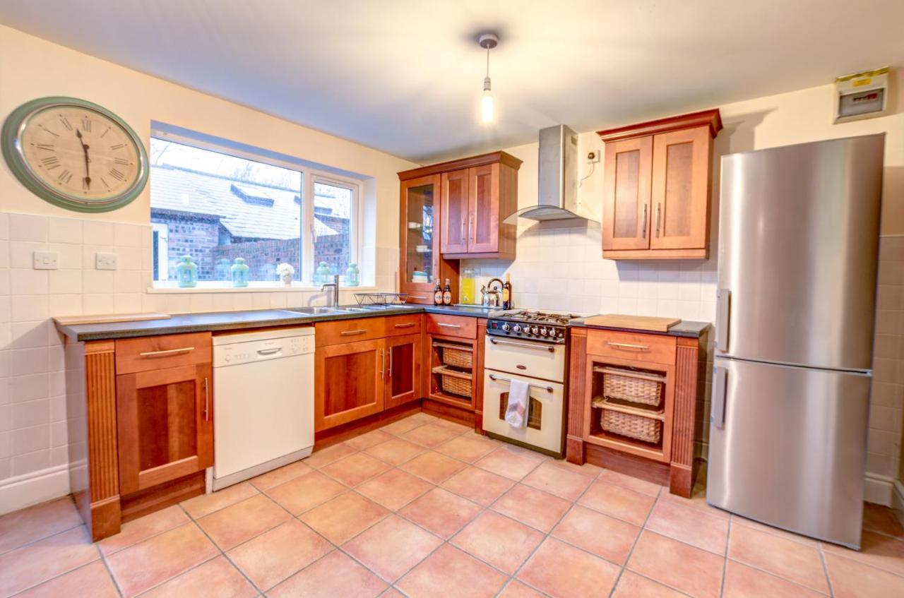 Premium 4-Bed Room House. Great Central Location. Gosforth  Exteriér fotografie